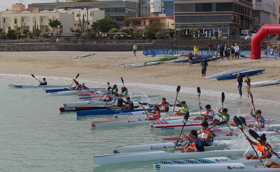 Radio Marca Lanzarote Medallas Para El Club De Pirag Ismo Marlines