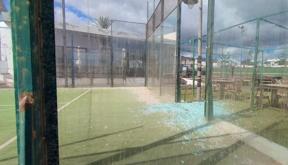 Denuncian el abandono de las canchas deportivas de Puerto del Carmen